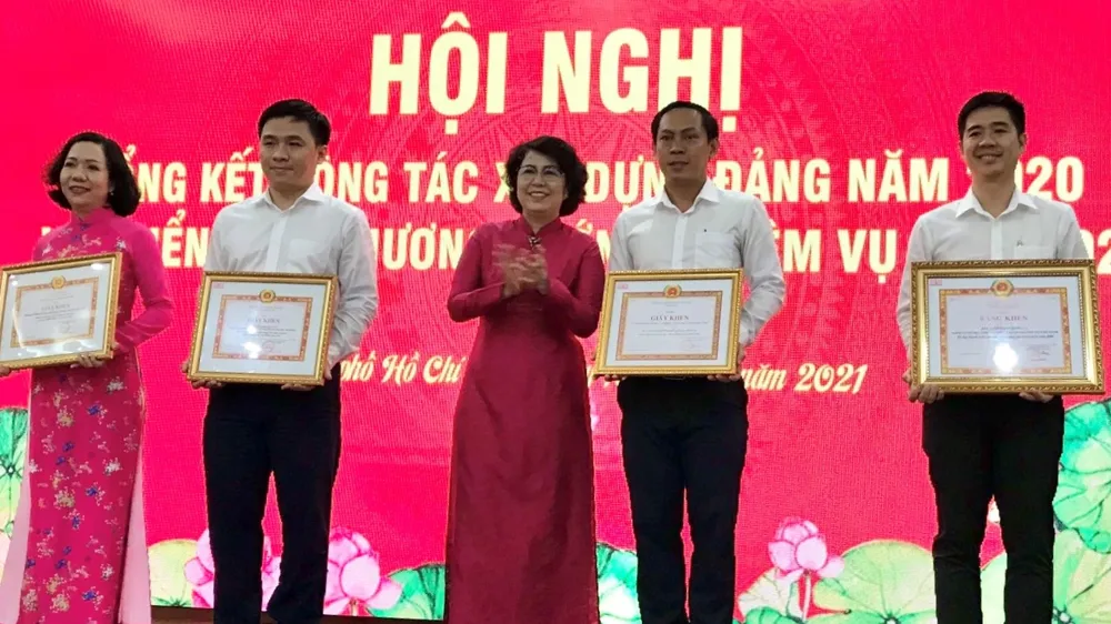 Tăng cường lãnh đạo, chỉ đạo thực hiện công tác xây dựng Đảng