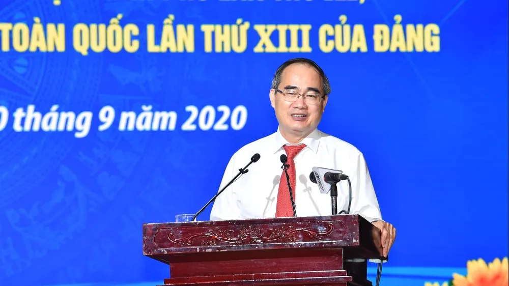 Bí thư Thành ủy TPHCM Nguyễn Thiện Nhân: Định hướng đúng, dù khó khăn người dân vẫn hưởng ứng