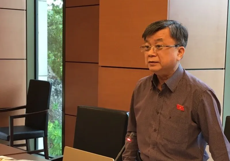 ĐBQH Trương Trọng Nghĩa phát biểu tại piên họp tổ ĐBQH TPHCM chiều 7-6