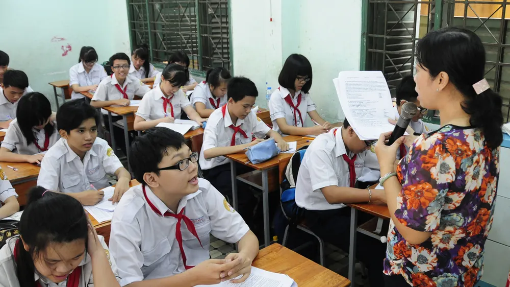 Khoảng 50% giáo viên phổ thông có mức thu nhập dưới 5 triệu đồng/tháng ​