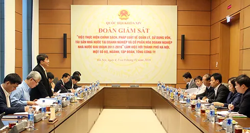 Quang cảnh buổi làm việc 