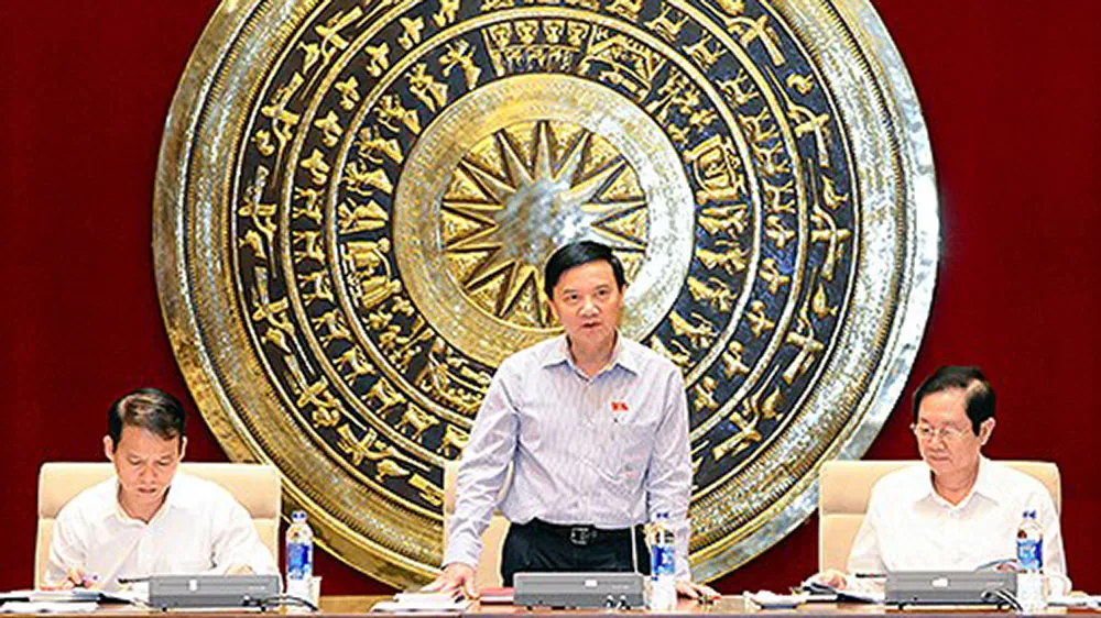Dư luận vẫn nóng với tình trạng tuyển dụng, bổ nhiệm “siêu tốc”