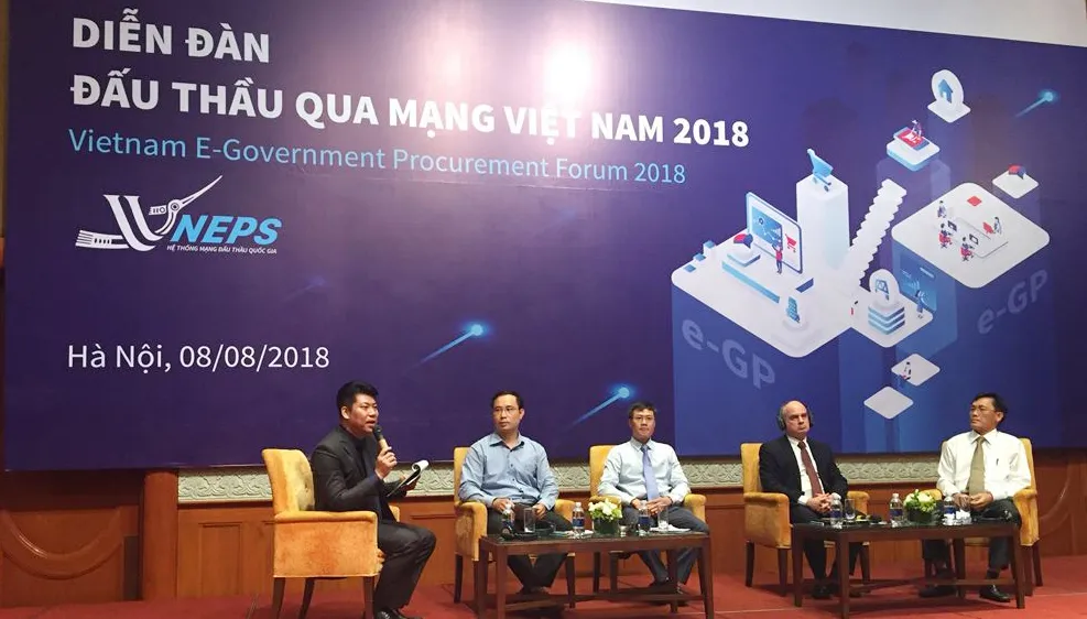 Các diễn giả tham gia diễn đàn. Ảnh: Đ.T