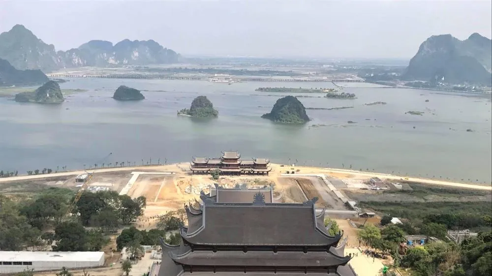 Toàn cảnh Khu du lịch tâm linh Tam Chúc (Hà Nam)