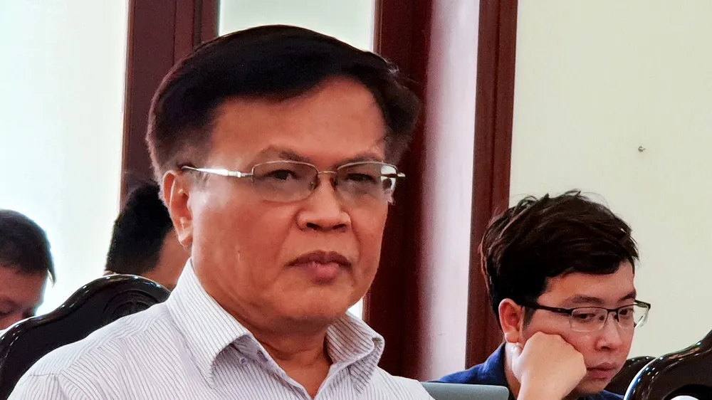 TS Nguyễn Đình Cung nhận định: "Miễn và giảm nghĩa vụ thuế, phí quá ít, hầu như chưa có, chưa kịp thời và nhất là một số điều kiện hỗ trợ không hợp lý, không thực tế"