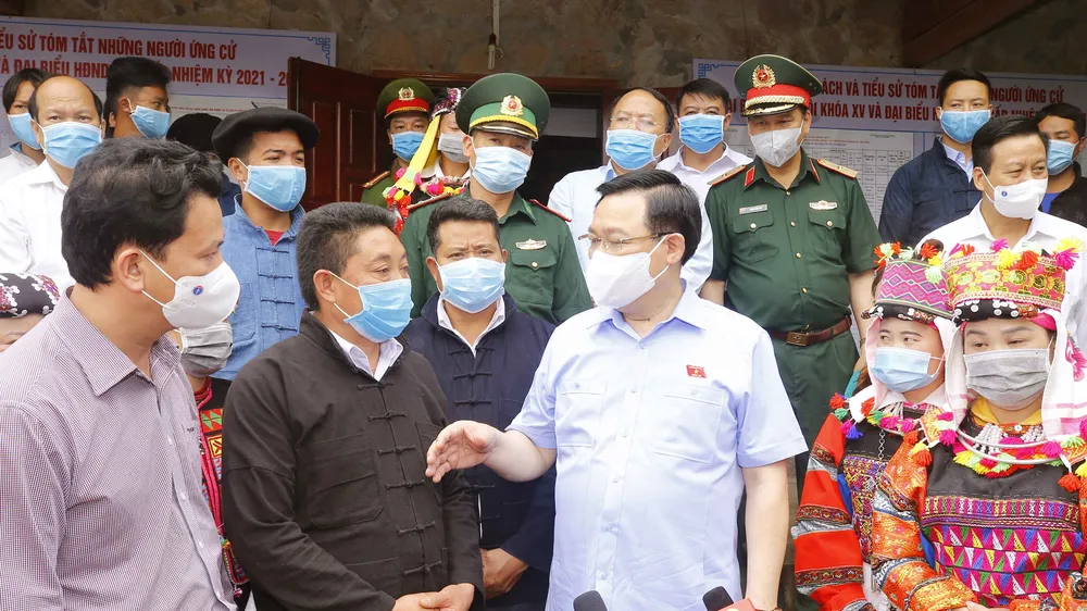 Chủ tịch Quốc hội Vương Đình Huệ, Chủ tịch Hội đồng bầu cử Quốc gia cùng đoàn công tác của Quốc hội làm việc tại Hà Giang