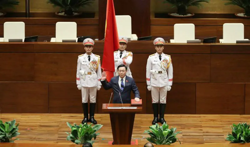 Chủ tịch Quốc hội khóa XV Vương Đình Huệ tuyên thệ nhậm chức