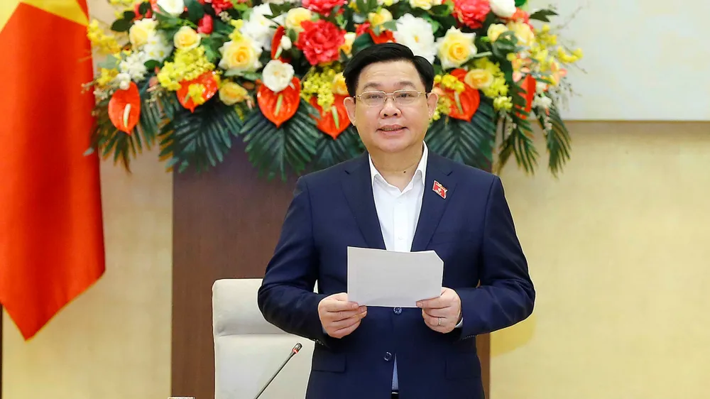 Chủ tịch Quốc hội chủ trì họp về chiến lược xây dựng và hoàn thiện nhà nước pháp quyền XHCN