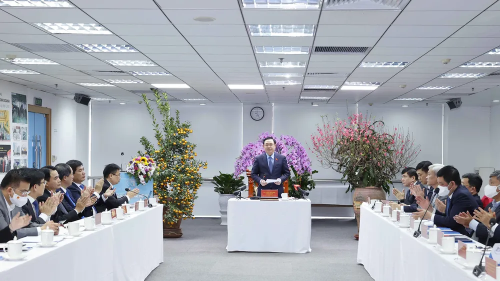 Toàn cảnh buổi làm việc 
