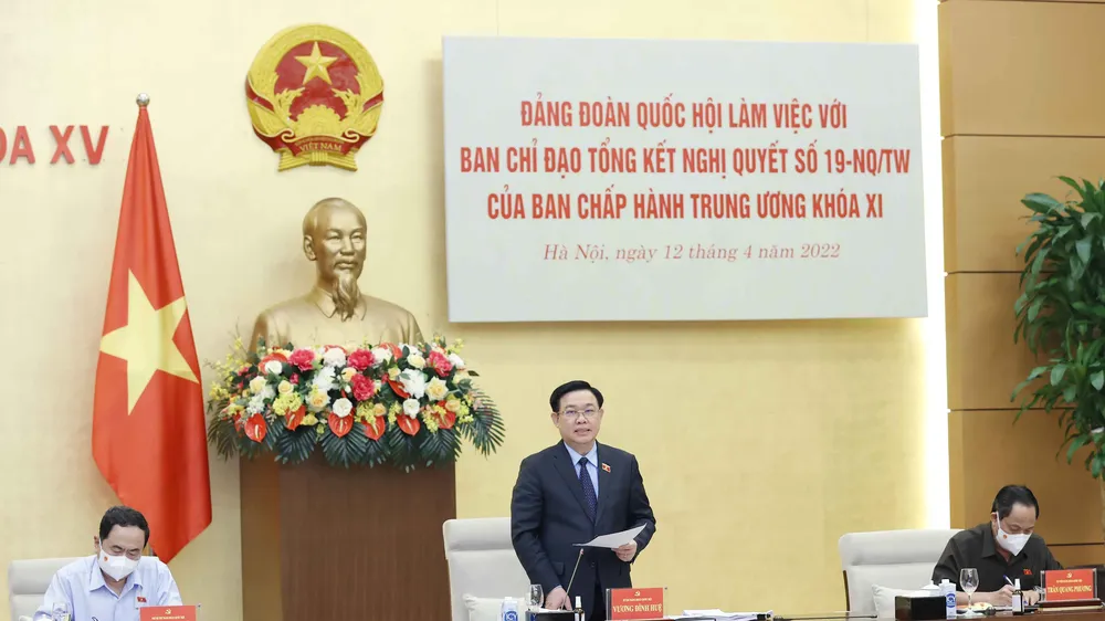 Bí thư Đảng đoàn, Chủ tịch Quốc hội Vương Đình Huệ phát biểu kết luận hội nghị
