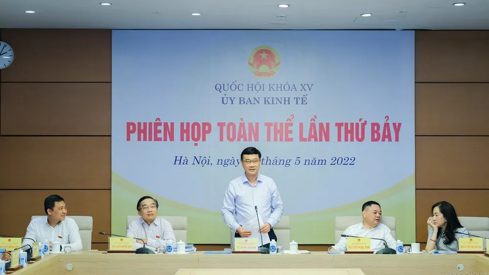 Chủ nhiệm Ủy ban Kinh tế Vũ Hồng Thanh nhận định, đầu tư 3 dự án là yêu cầu cấp bách