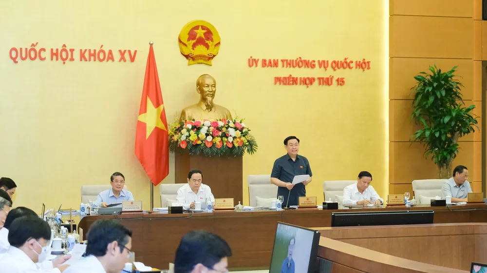 Quang cảnh phiên khai mạc phiên họp thứ 15 của UBTVQH. Ảnh: QUANG PHÚC