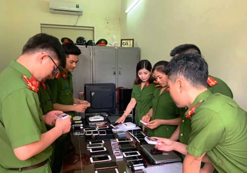 Công an đã triệt phá nhiều đường dây tổ chức đánh bạc, đánh bạc, cá độ bóng đá qua mạng Internet với số tiền lớn, có sự tham gia của nhiều đối tượng tại nhiều địa phương