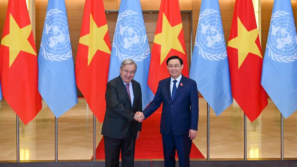 Chủ tịch Quốc hội Vương Đình Huệ và Tổng Thư ký Liên Hợp Quốc Antonio Guterres