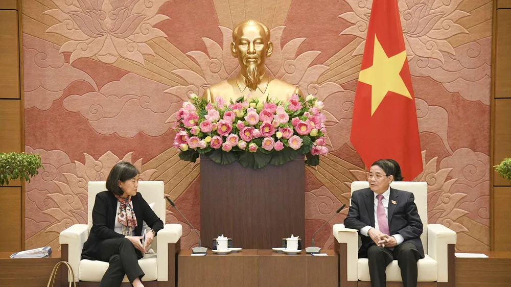 Phó Chủ tịch Quốc hội Nguyễn Đức Hải trao đổi với bà Katherine Tai, Trưởng Đoàn Đại diện Thương mại Hoa Kỳ 