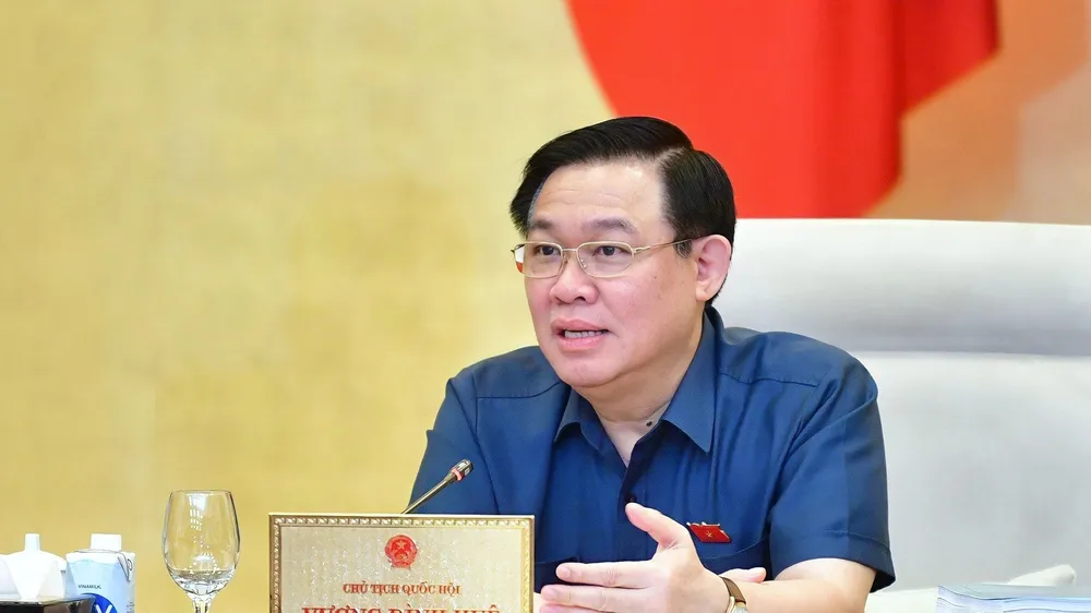 Chủ tịch Quốc hội Vương Đình Huệ cho ý kiến về dự thảo Luật Đất đai sửa đổi 