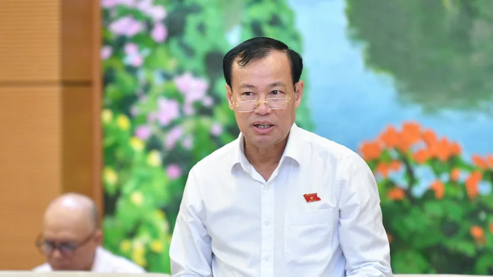 Chủ nhiệm Ủy ban Quốc phòng và An ninh Lê Tấn Tới 