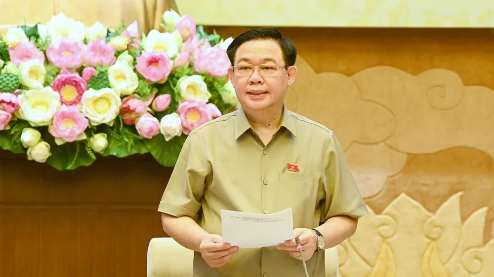 Chủ tịch Quốc hội Vương Đình Huệ chủ trì phiên họp lần thứ nhất Ban Chỉ đạo kỷ niệm 80 năm ngày Tổng tuyển cử đầu tiên bầu Quốc hội Việt Nam. Ảnh: VIẾT CHUNG 