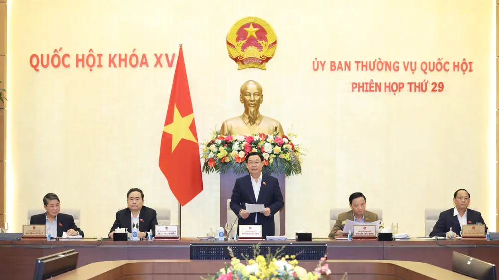 Chủ tịch Quốc hội Vương Đình Huệ phát biểu khai mạc phiên họp thứ 29 của UBTVQH. Ảnh: QUANG PHÚC