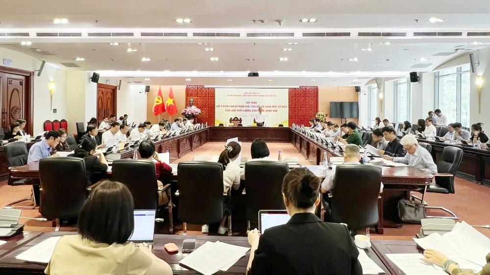 Quang cảnh hội thảo 