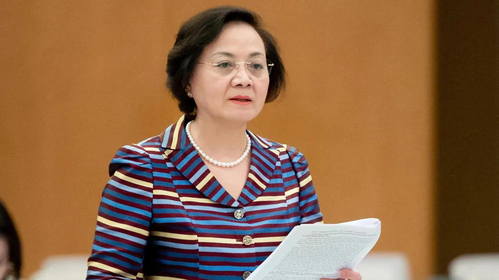 Bộ trưởng Bộ Nội vụ Phạm Thị Thanh Trà báo cáo tại phiên họp của UBTVQH về việc tiếp thu, chỉnh lý và hoàn thiện dự thảo Luật Tổ chức chính quyền địa phương (sửa đổi)
