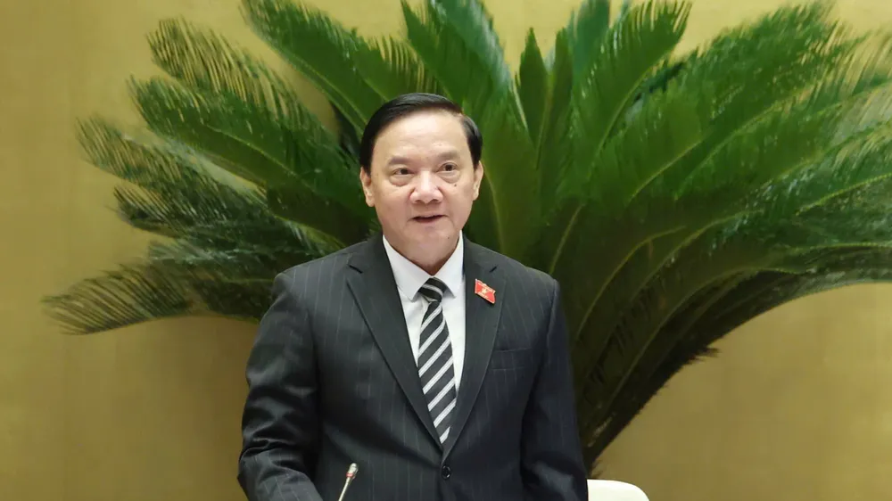 Phó Chủ tịch Quốc hội Nguyễn Khắc Định điều hành phiên họp. Ảnh: QUANG PHÚC