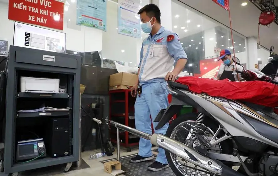 Quy định về khí thải xe mô tô, xe gắn máy được siết chặt hơn đối với TP Hà Nội, TPHCM 