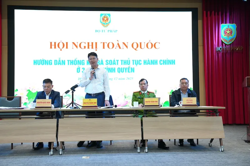 Thứ trưởng Bộ Tư pháp Nguyễn Thanh Tịnh phát biểu tại hội nghị toàn quốc về giải quyết thủ tục hành chính
