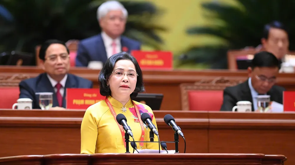 Ủy viên Trung ương Đảng, Ủy viên Ban Thường vụ Đảng ủy Quốc hội, Phó Chủ tịch Quốc hội Nguyễn Thị Thanh thay mặt Đảng bộ Quốc hội trình bày tham luận. Ảnh: QUANG PHÚC 