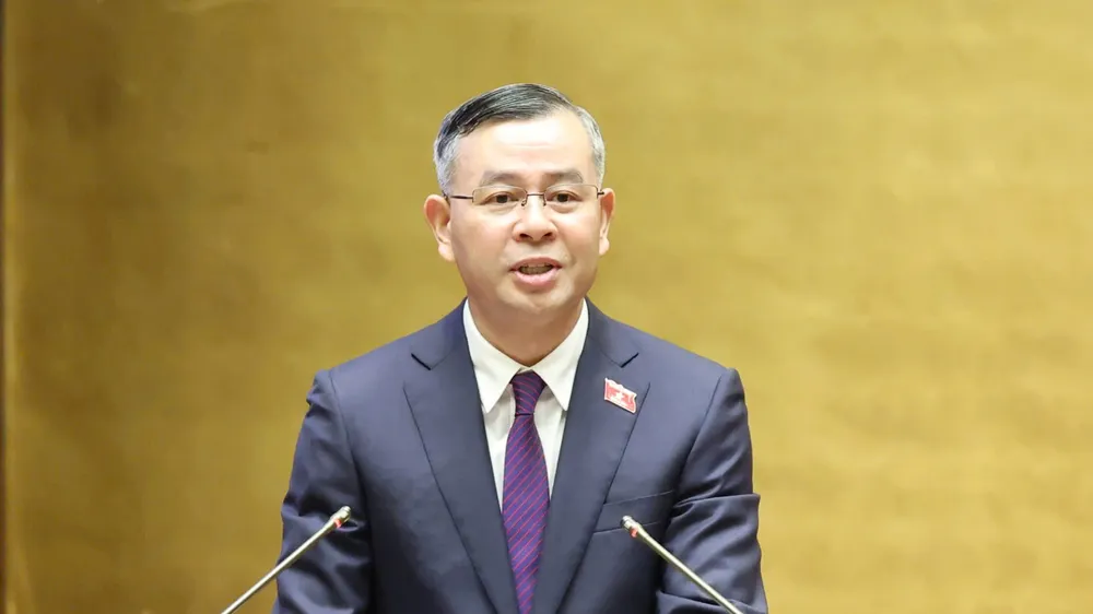 Bộ trưởng Bộ Tài chính Ngô Văn Tuấn giải trình về đề xuất giảm thuế. Ảnh: QUANG PHÚC