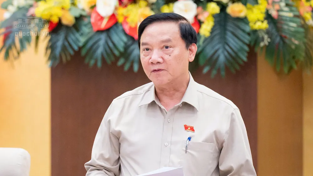 Phó Chủ tịch Quốc hội Nguyễn Khắc Định điều hành phiên họp. Ảnh: Quochoi.vn