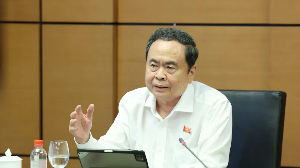 Chủ tịch Quốc hội Trần Thanh Mẫn phát biểu về dự thảo Luật Đất đai (sửa đổi) sáng 22-10. Ảnh: QUANG PHÚC 