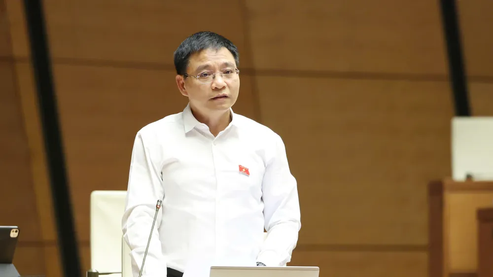 Phó Thủ tướng Chính phủ Nguyễn Văn Thắng phát biểu tại phiên họp sáng 31-10. Ảnh: QUANG PHÚC 