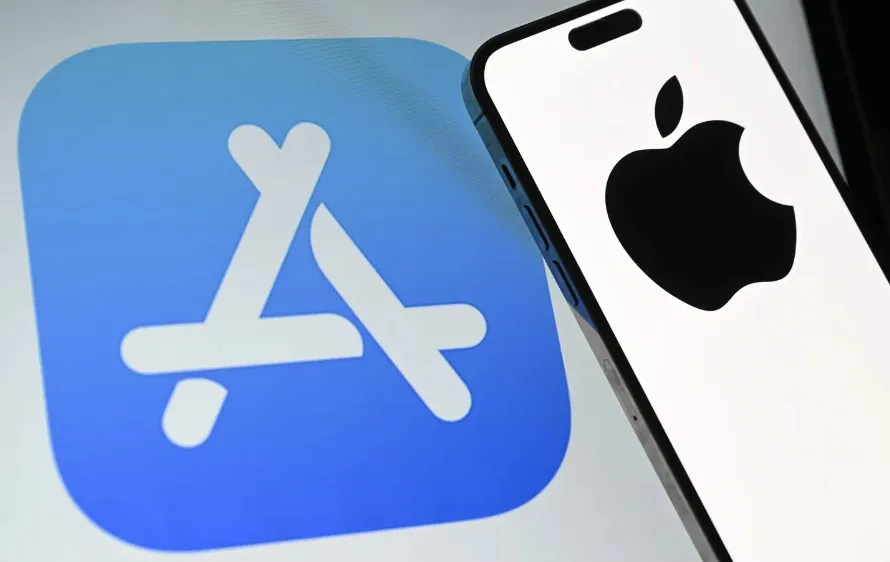 Apple bị chỉ trích vì thu phí quá cao trong App Store. Ảnh: ANADOLU