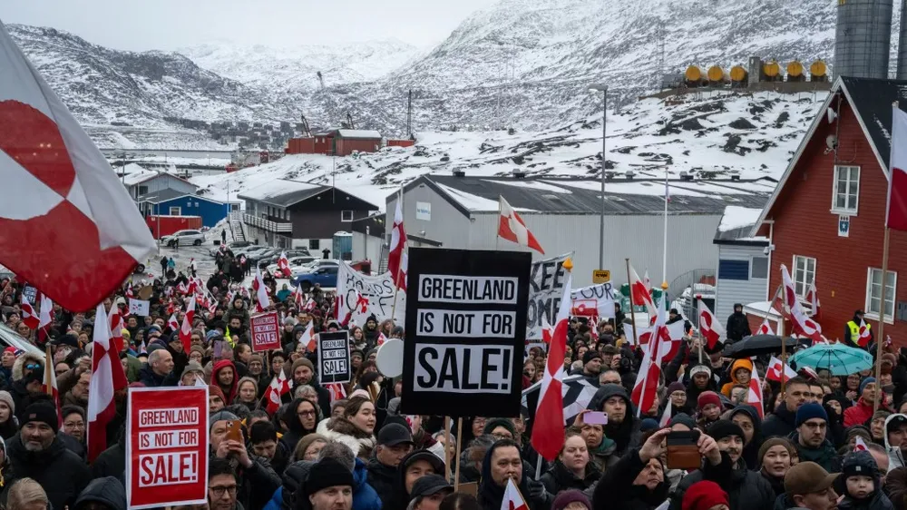 EU cảnh báo Mỹ về Greenland