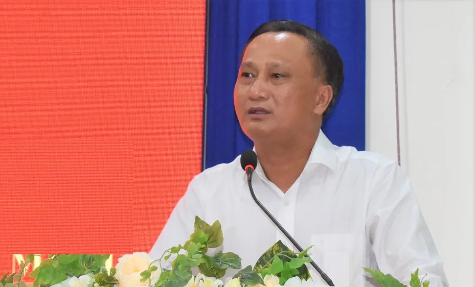 Ông Hà Hải phát biểu tại hội nghị