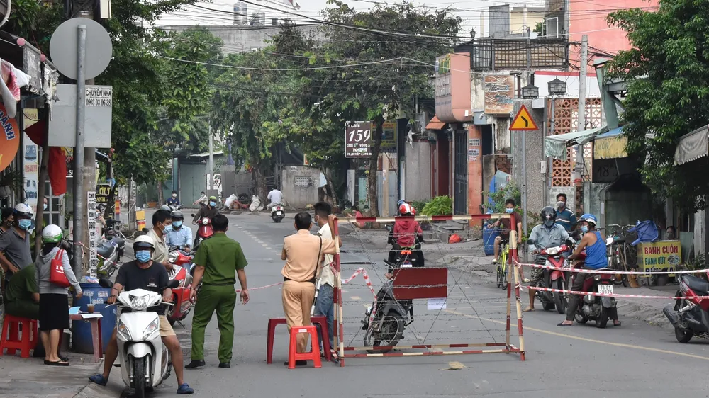 Hiện nay, trên địa bàn TPHCM có nhiều khu vực phong tỏa để kiểm soát dịch Covdi-19