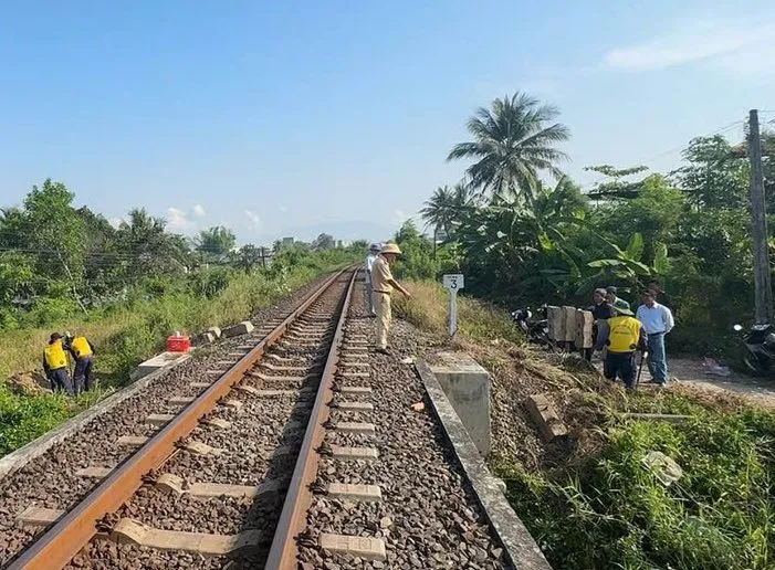 Khánh Hòa: Đóng lối đi tự mở qua đường sắt Bắc – Nam