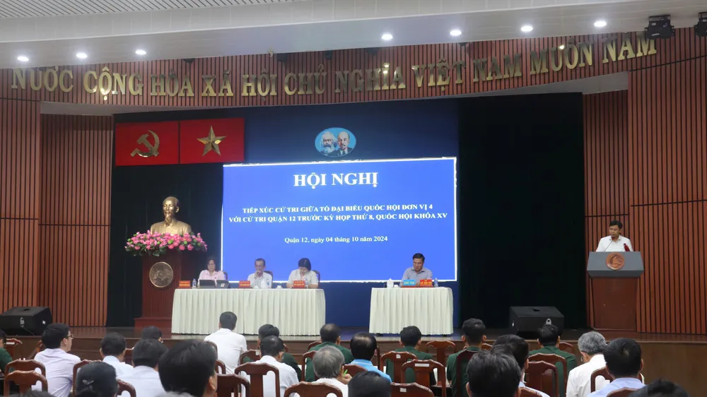 Cử tri quận 12 quan tâm đến hiệu quả sách giáo khoa, chương trình giáo dục phổ thông mới 