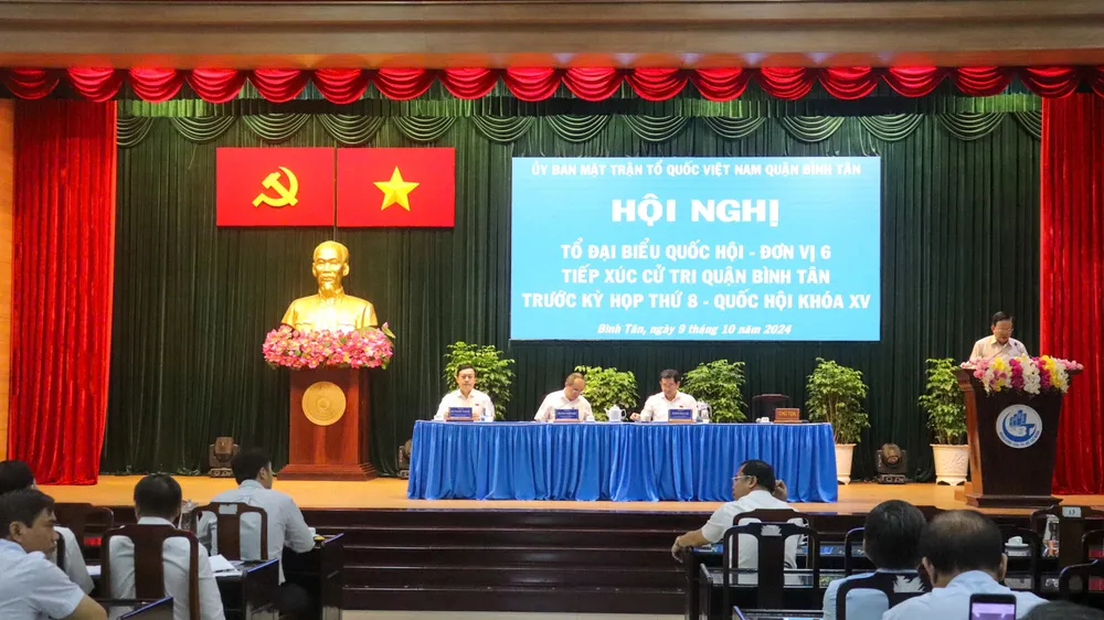 Cử tri mong muốn cải cách thủ tục hành chính hiệu quả hơn 