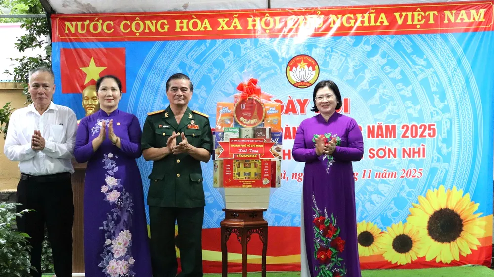 Xây dựng các khu dân cư đoàn kết, ấm no hạnh phúc