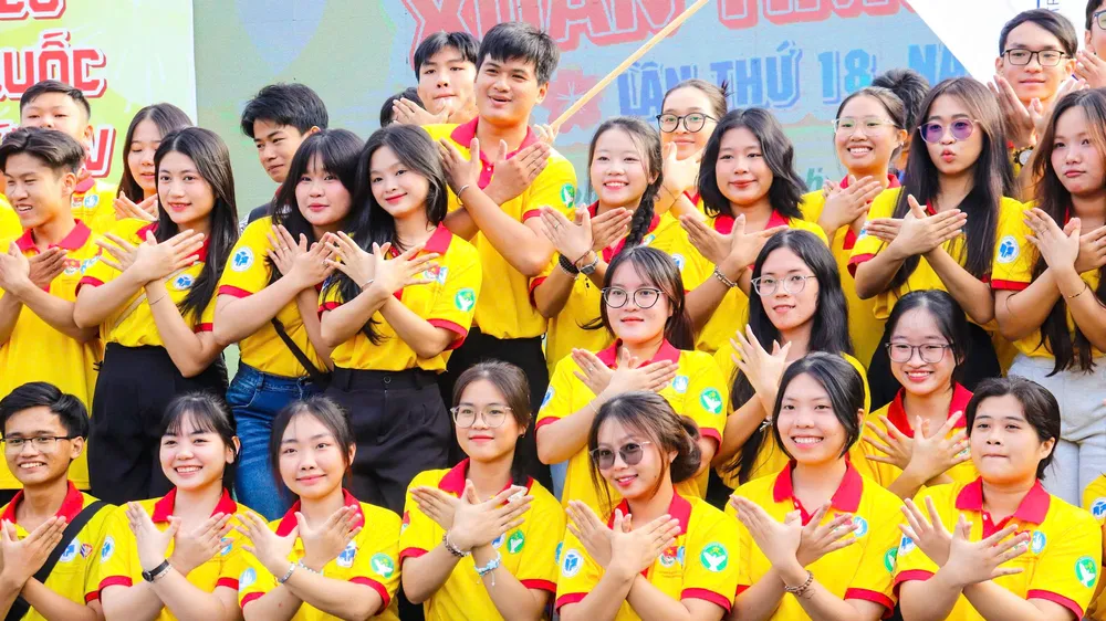 Tuổi trẻ TPHCM hào hứng ra quân chiến dịch Xuân tình nguyện năm 2026 