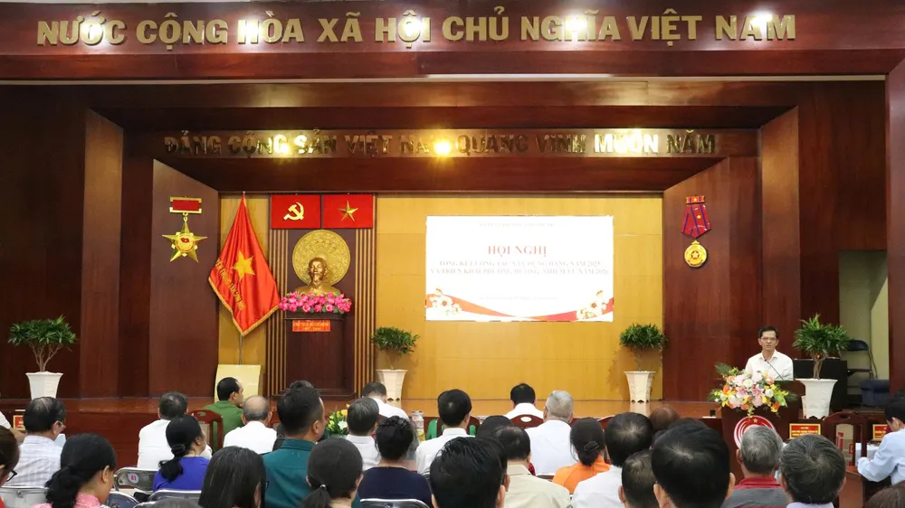 Phường Tân Sơn Nhì (TPHCM) giải quyết 100% hồ sơ hành chính đúng hạn
