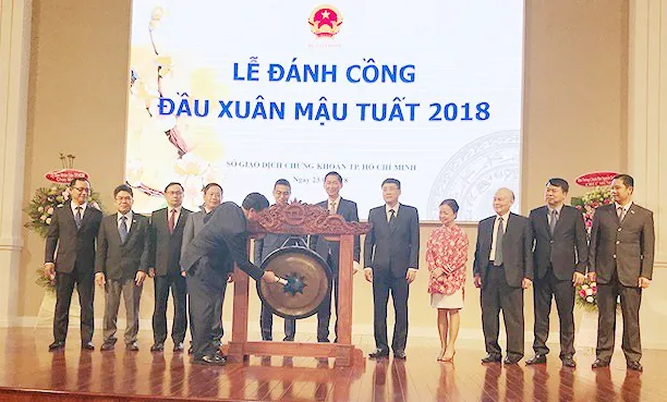 Nhà đầu tư nước ngoài đổ xô vào thị trường chứng khoán Việt Nam 