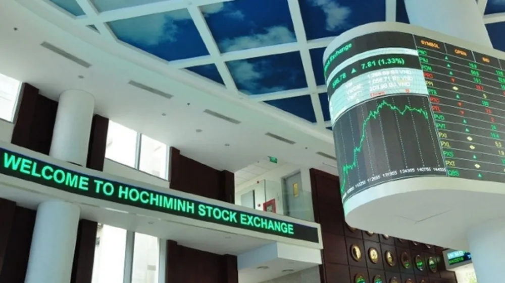 Vốn hoá sàn HoSE “bốc hơi” 1,01 triệu tỷ đồng trong 7 tháng đầu năm