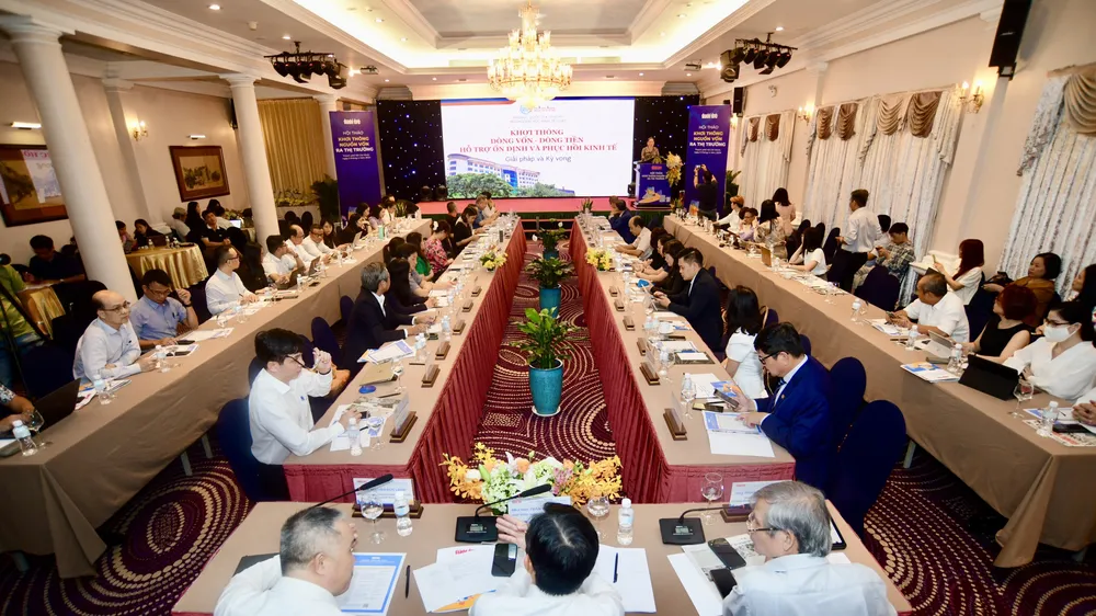 Quang cảnh hội thảo 