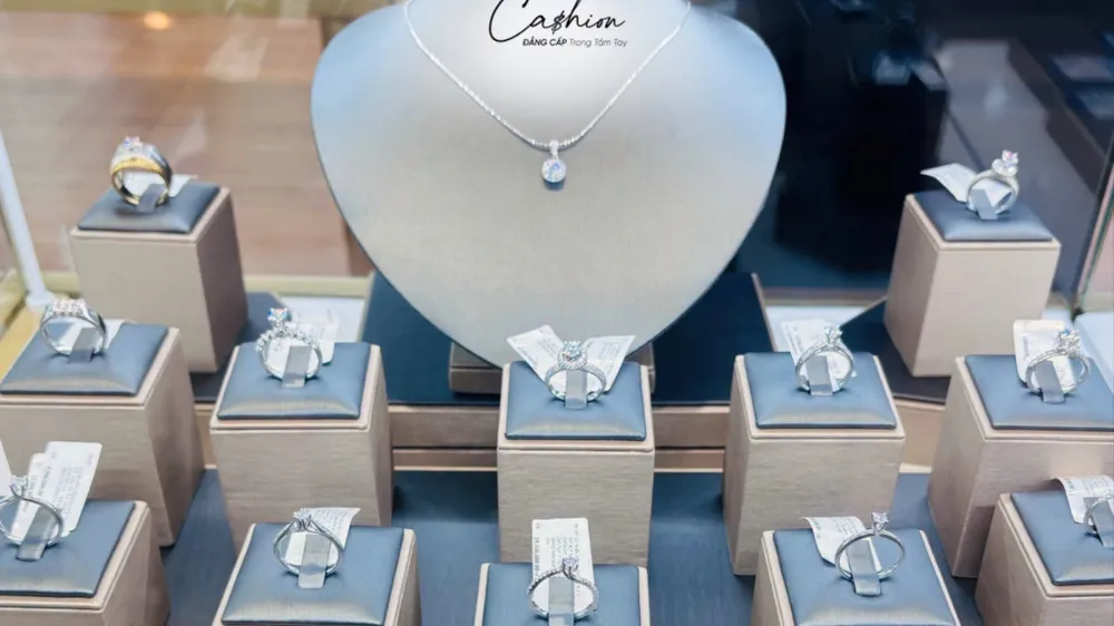 Trang sức kim cương Cashion. Ảnh: NHUNG NGUYỄN