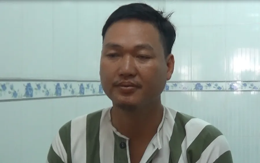 Hồ tại cơ quan công an. Ảnh: CHÍ THẠCH