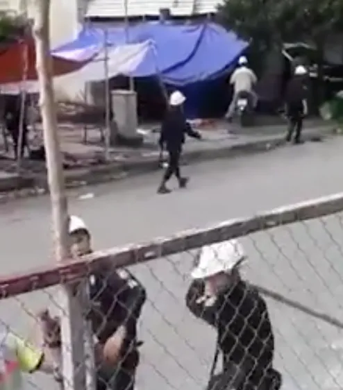 Hình ảnh cắt từ đoạn clip. Ảnh: Đ.T
