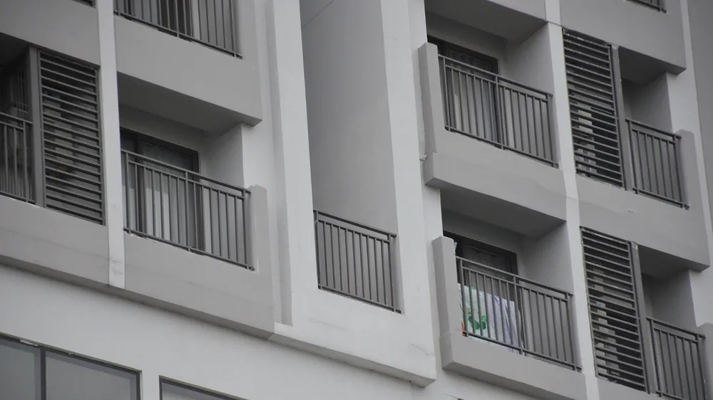 Tầng 8 nơi xảy ra vụ việc. Ảnh: CHÍ THẠCH 